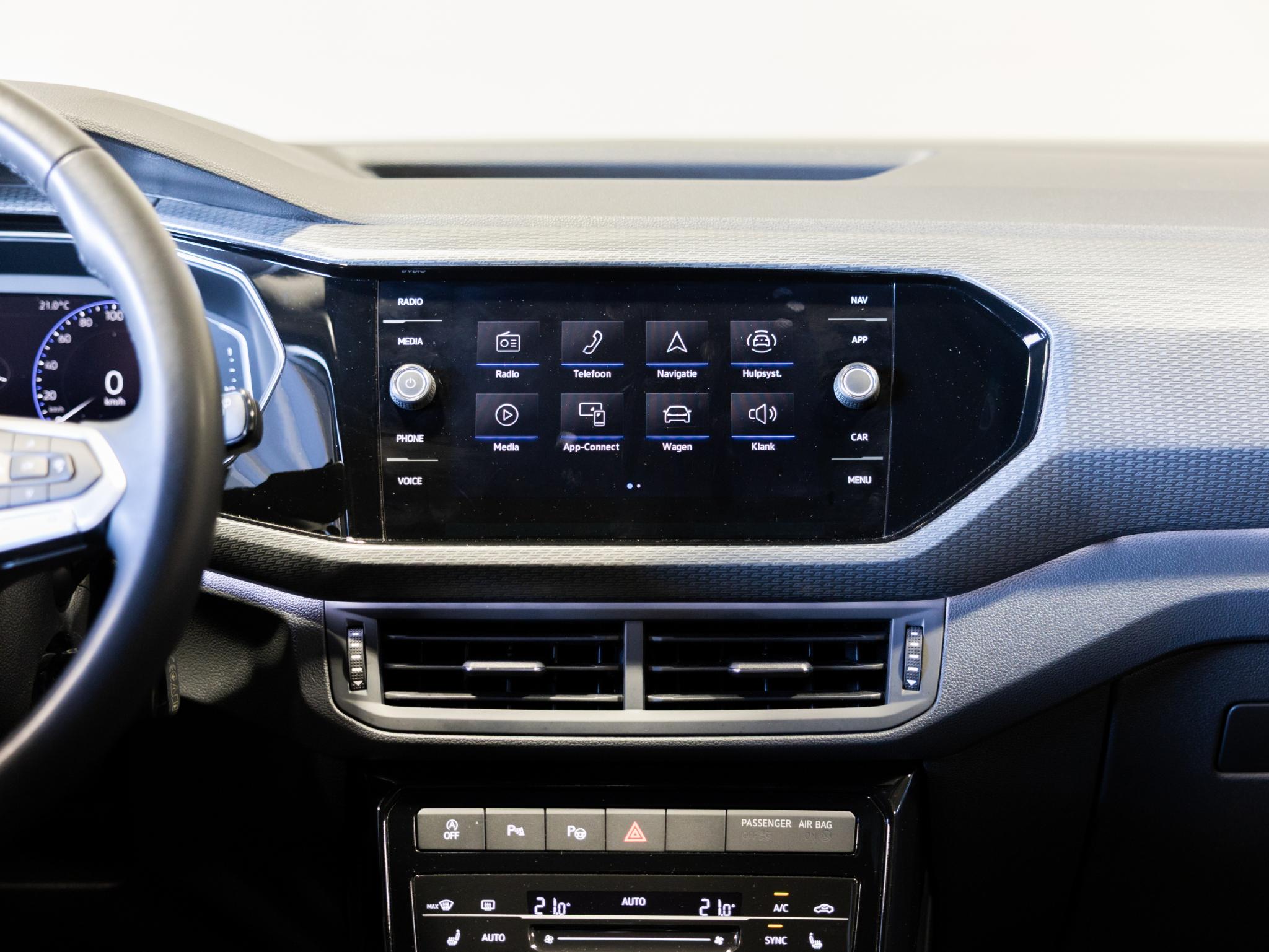 Foto van Volkswagen T-cross