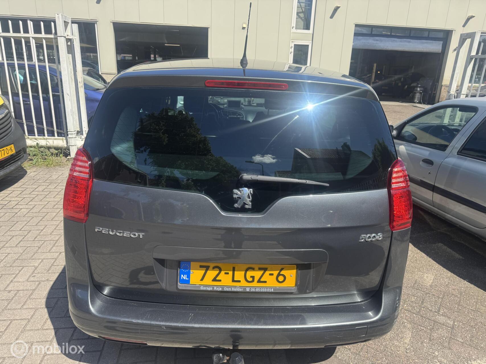 Foto van Peugeot 5008