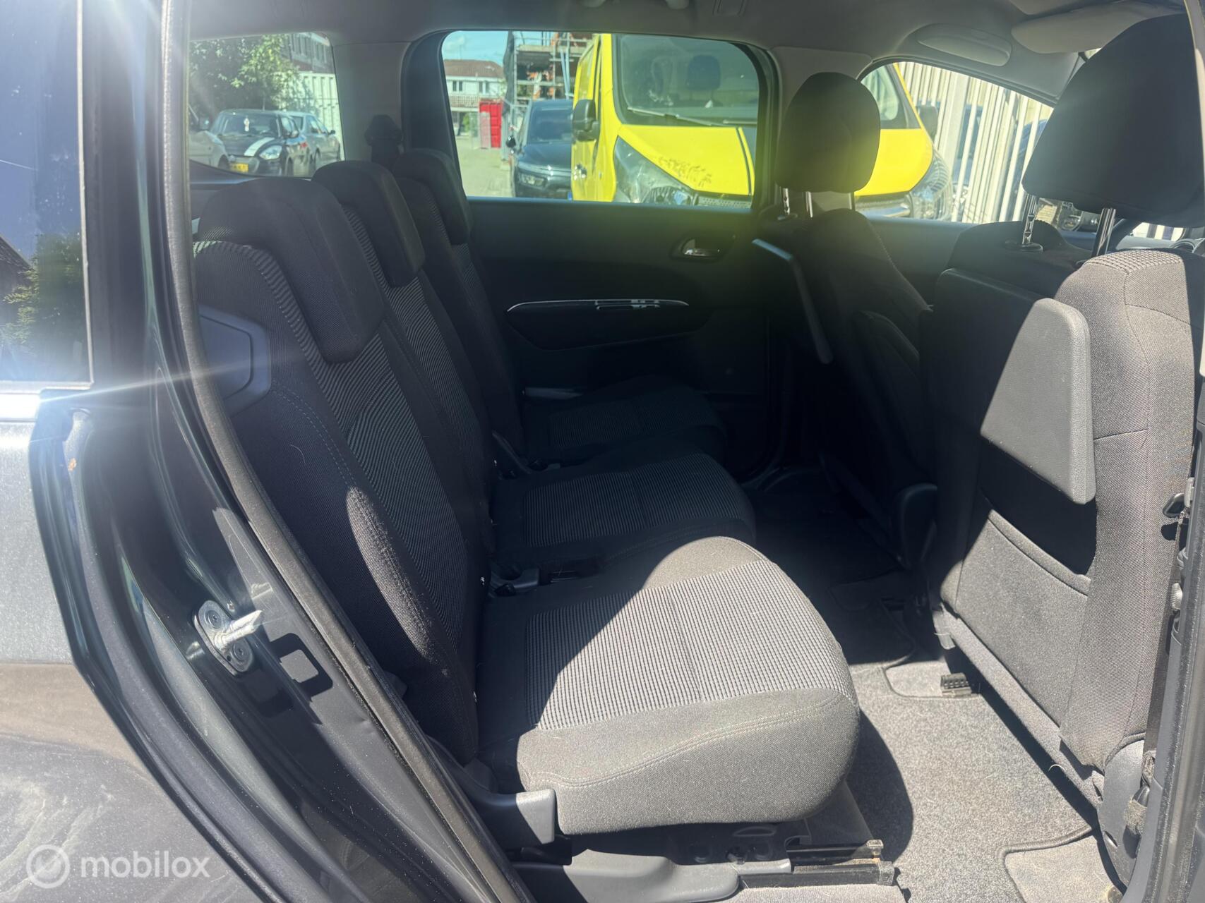 Foto van Peugeot 5008