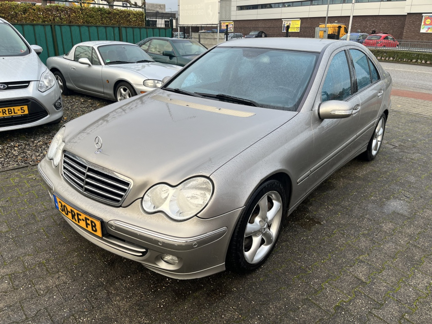 Foto van Mercedes-Benz C 240