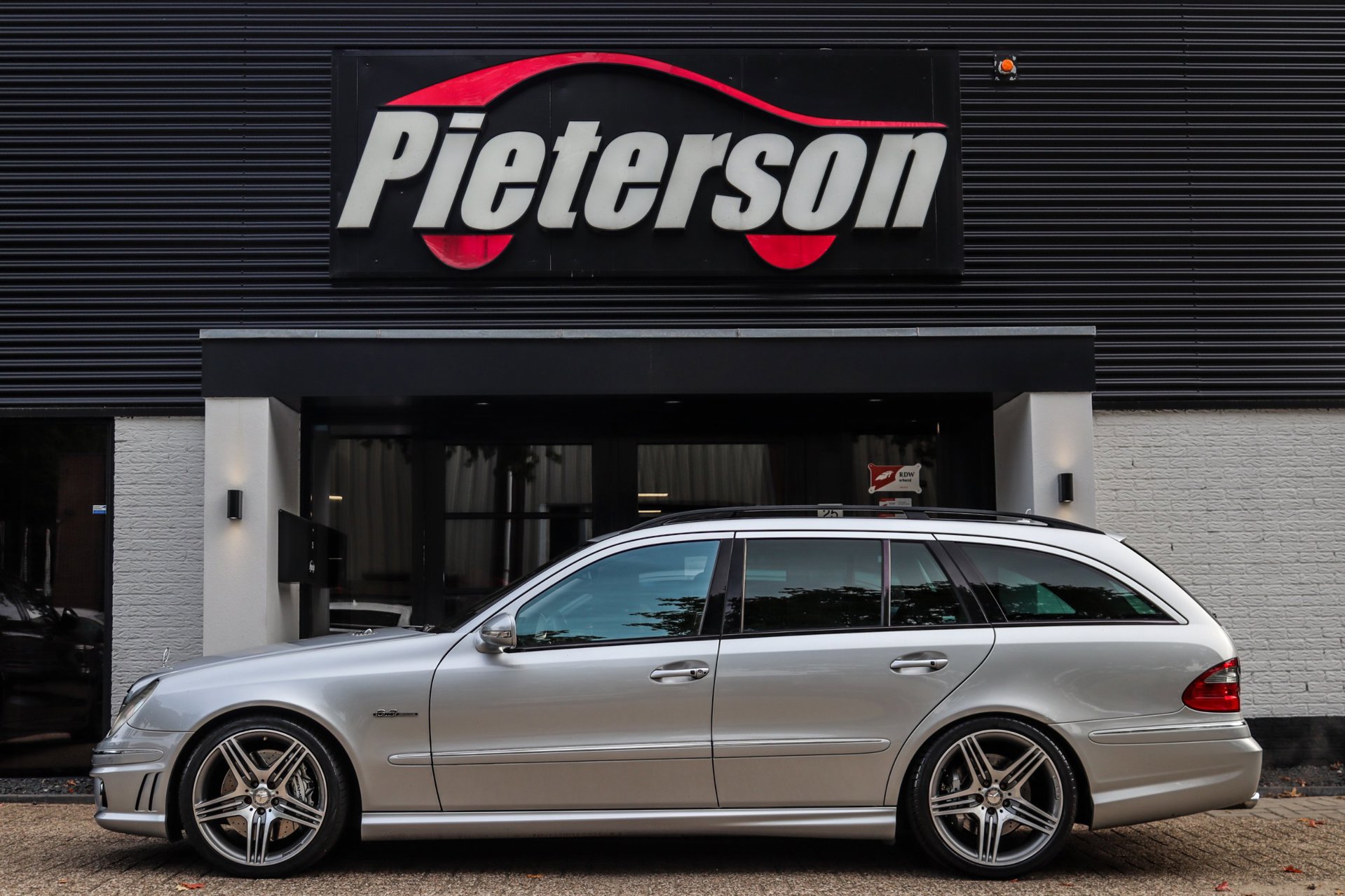 Foto van Mercedes-Benz E 63 AMG