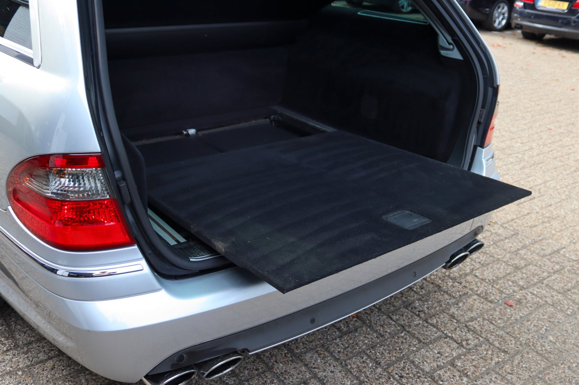 Foto van Mercedes-Benz E 63 AMG