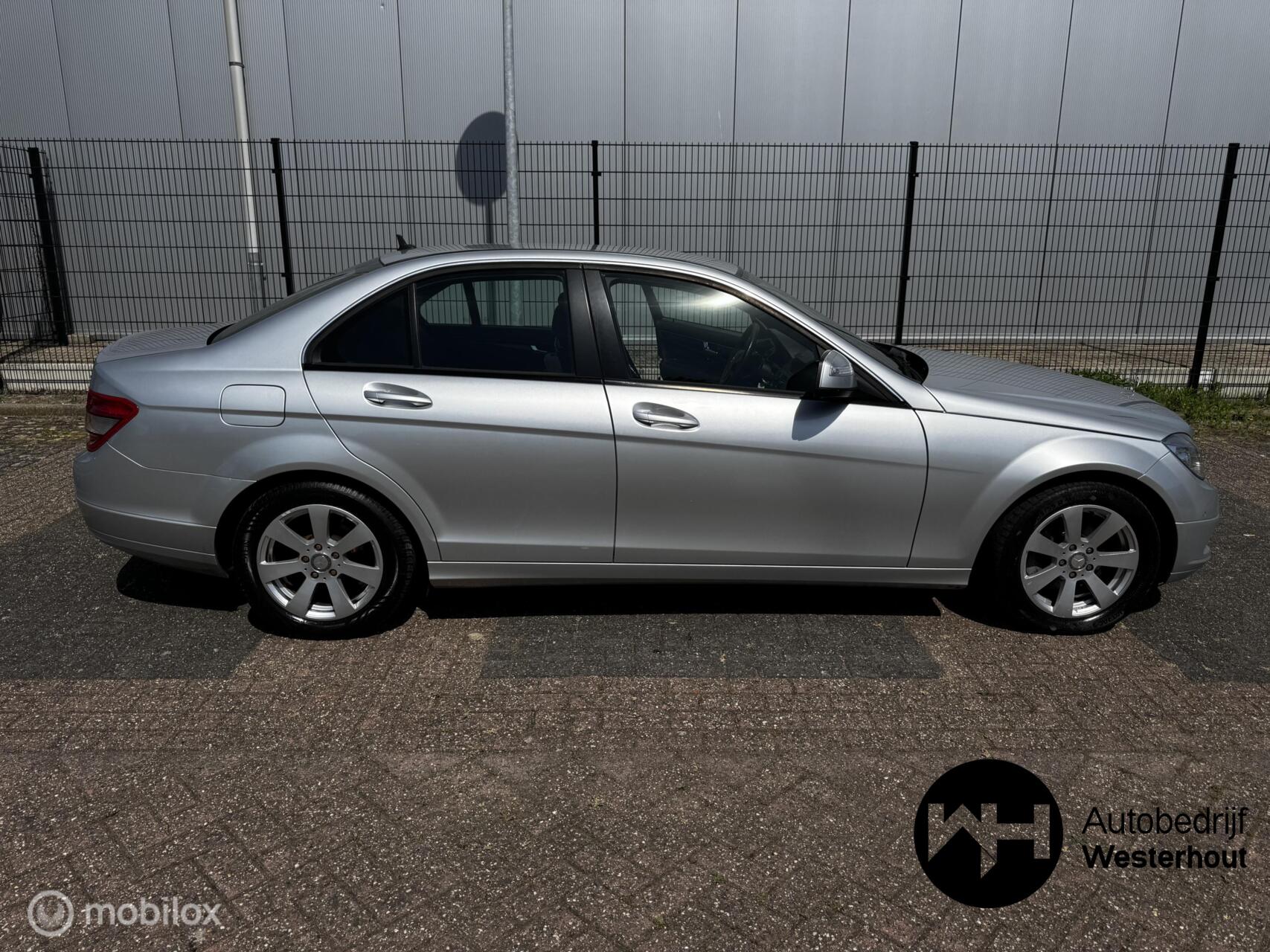 Foto van Mercedes-Benz C 180 Kompressor