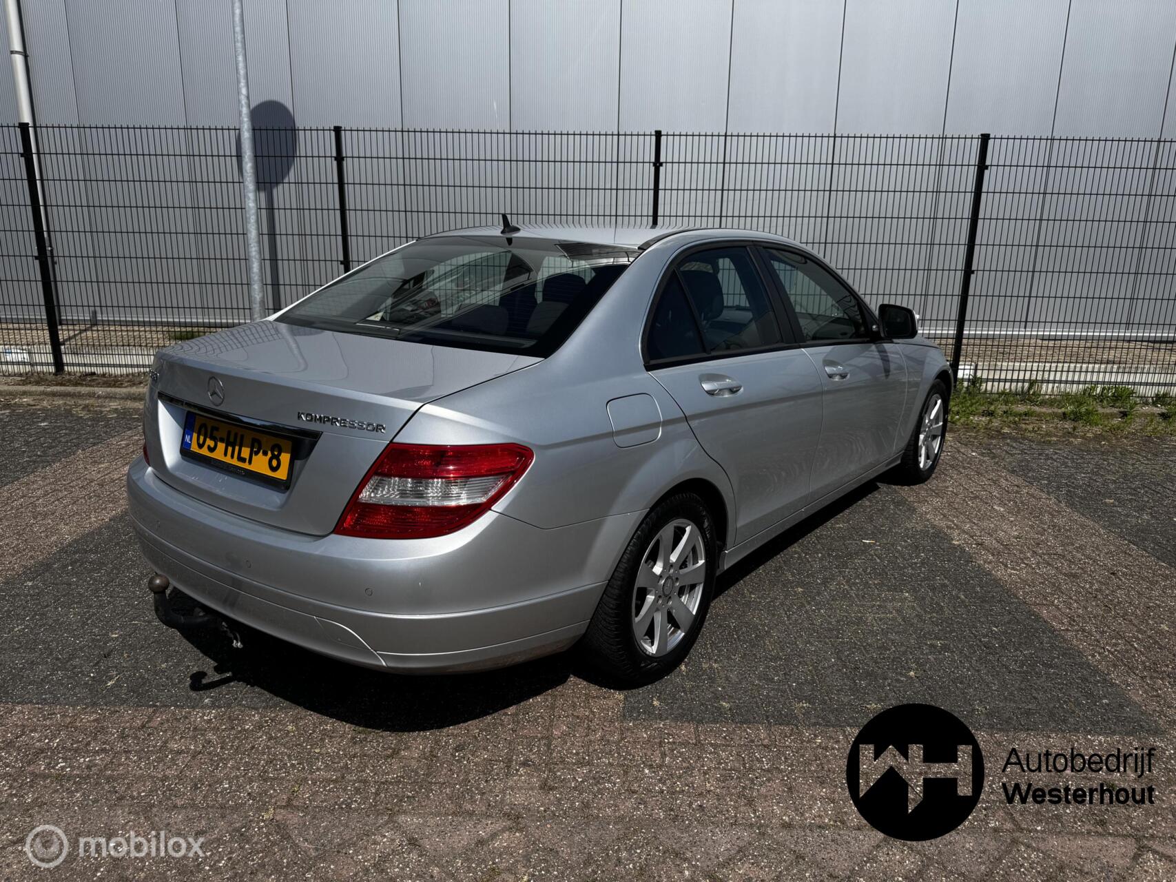 Foto van Mercedes-Benz C 180 Kompressor
