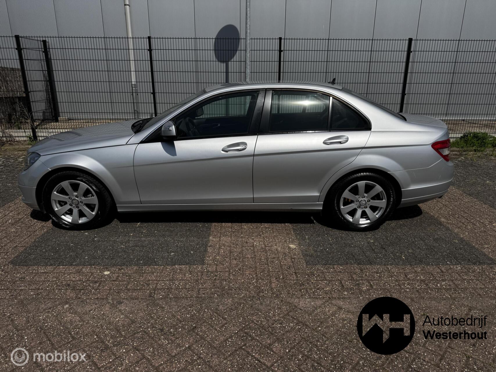 Foto van Mercedes-Benz C 180 Kompressor