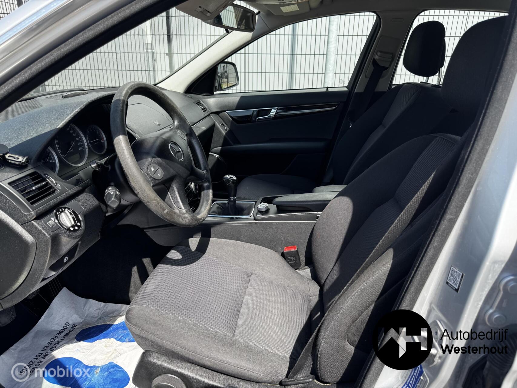 Foto van Mercedes-Benz C 180 Kompressor