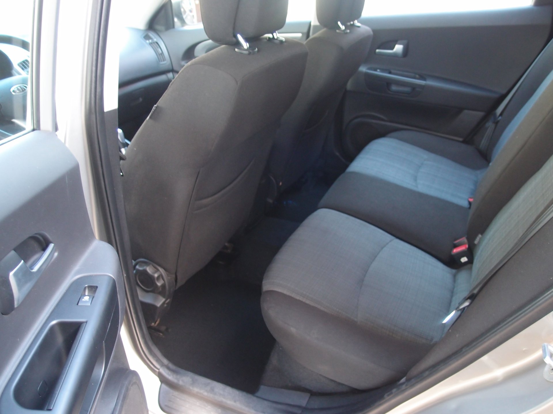 Foto van Kia Cee D
