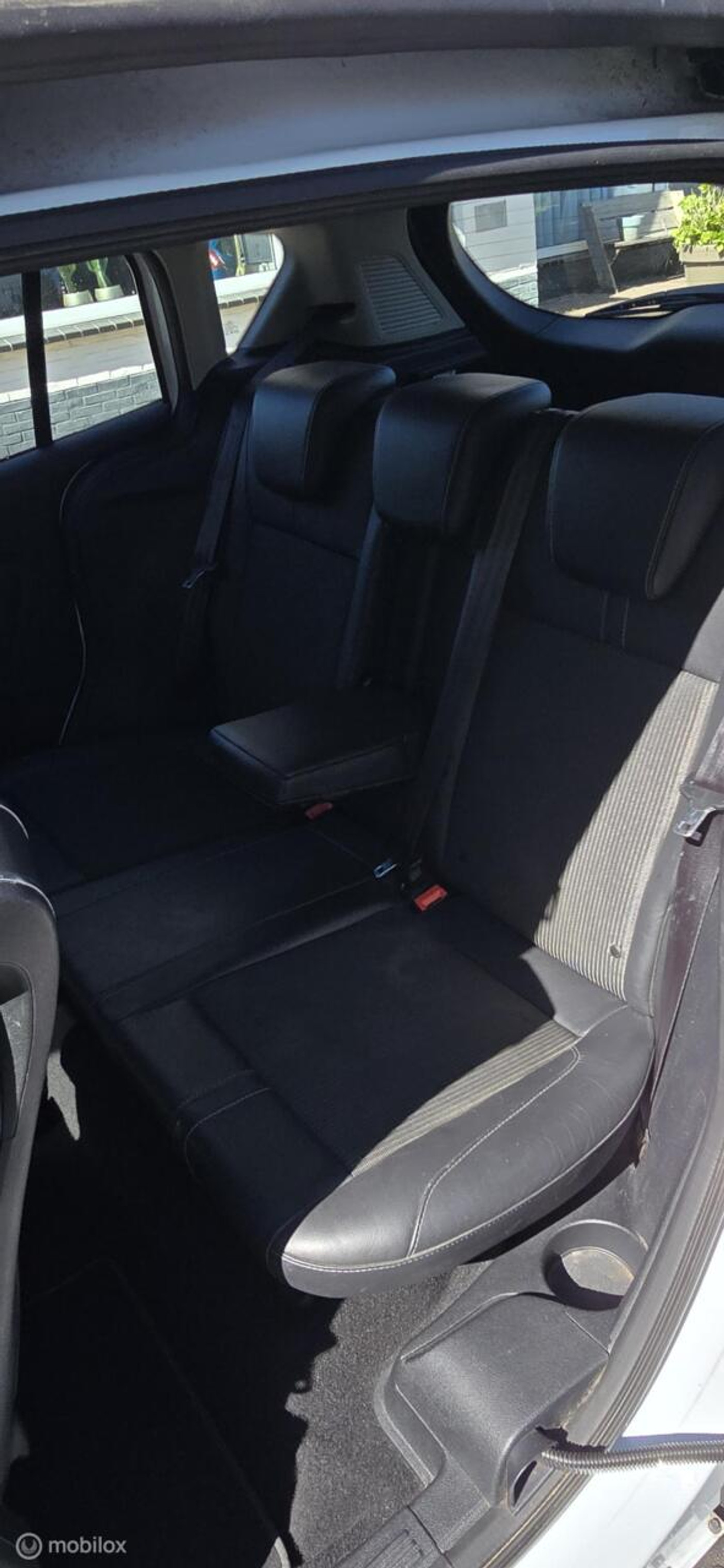 Foto van Ford B-max