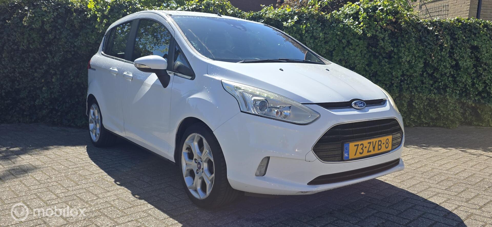 Foto van Ford B-max