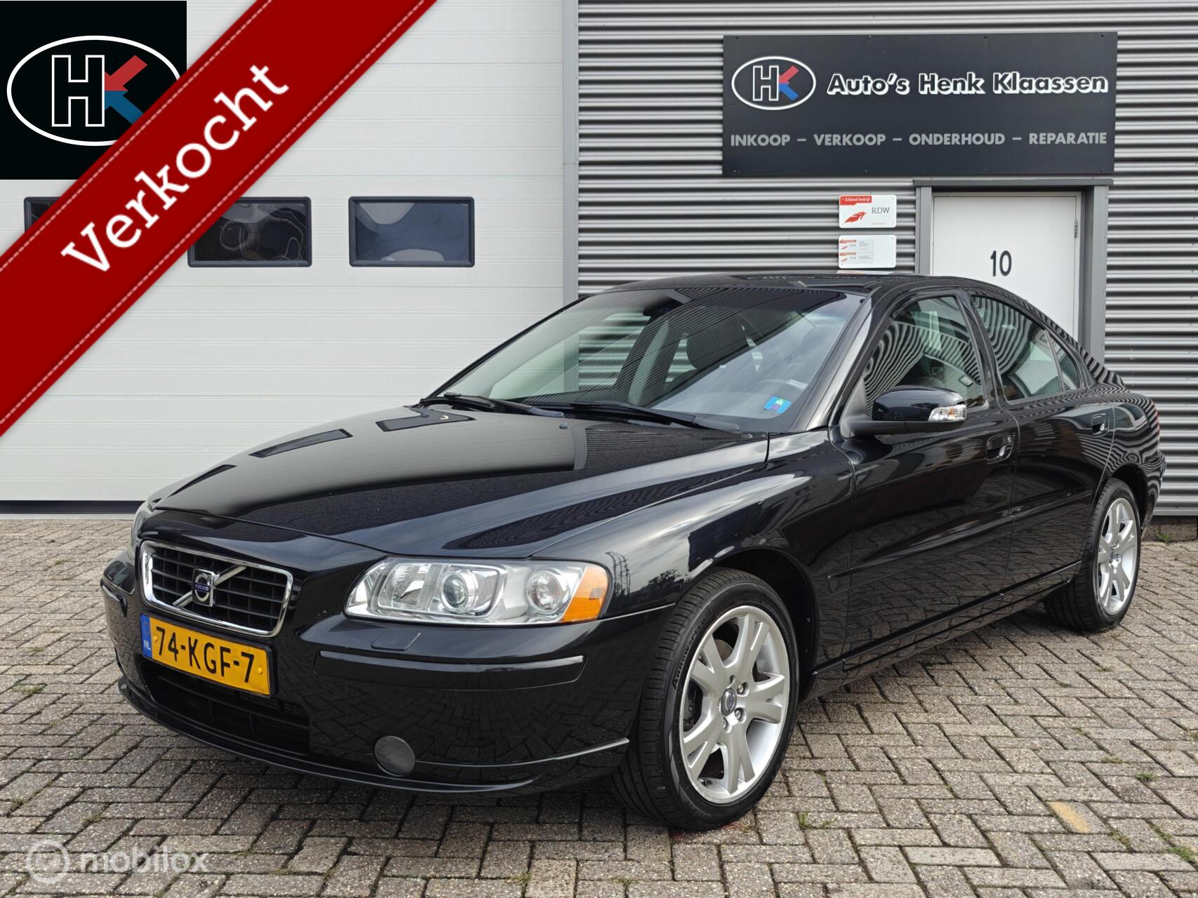 Volvo S60 2.4 140pk H5 Drivers Edition Volleder Trekhaak NAP 2009 - voorkant