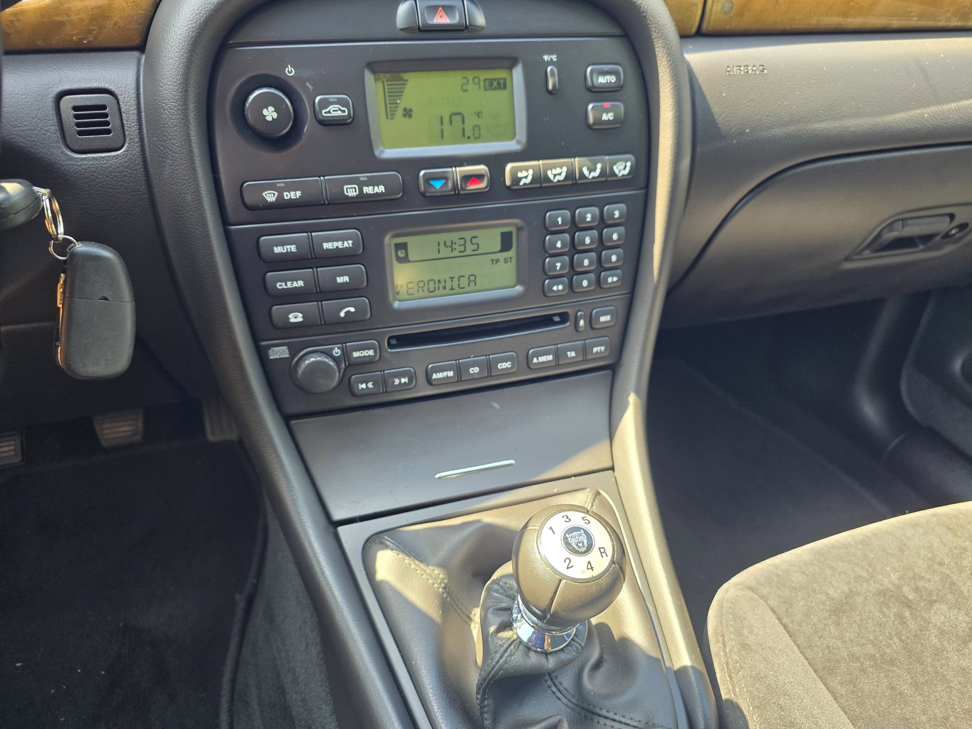 Foto van Jaguar X-type 2.0 V6