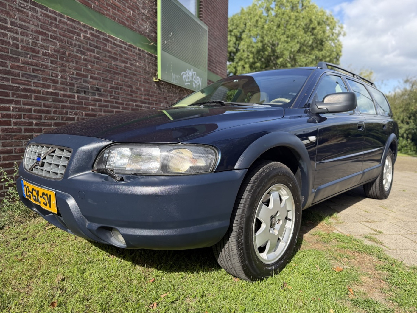 Volvo V70 2.4 T C-Line*2001*Cruise|Ecc|Xenon|T-haak|Navi|Nap 2001 - voorkant