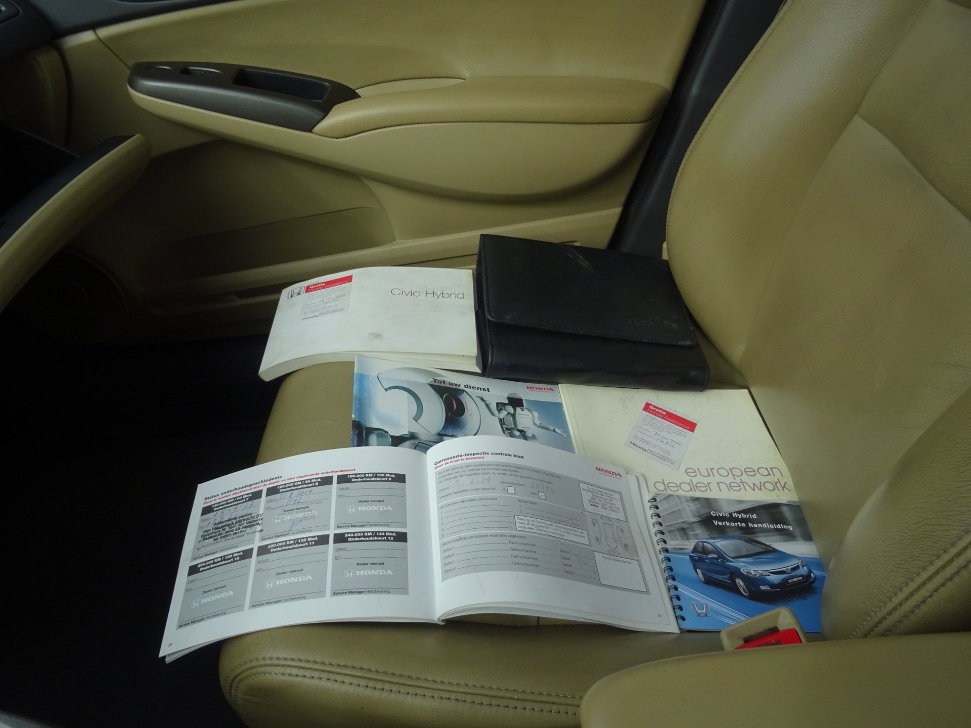 Foto van Honda Civic 4dr Hybrid