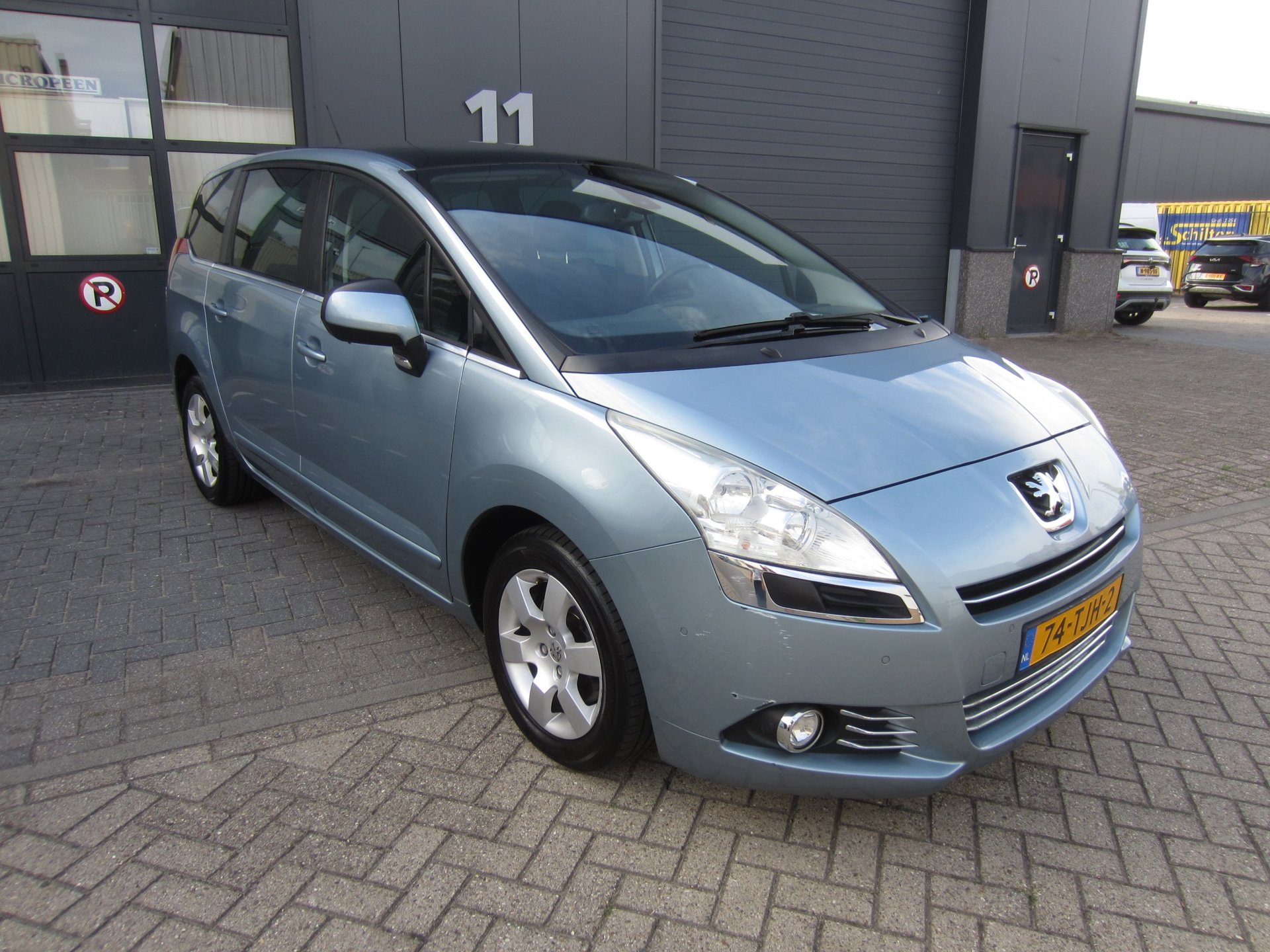 Foto van Peugeot 5008