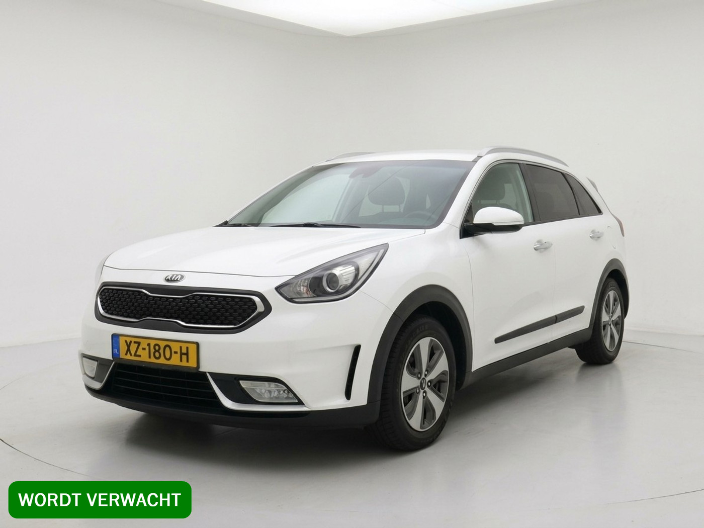 Kia Niro 1.6 GDi Hybrid DynamicLine 2019 - voorkant