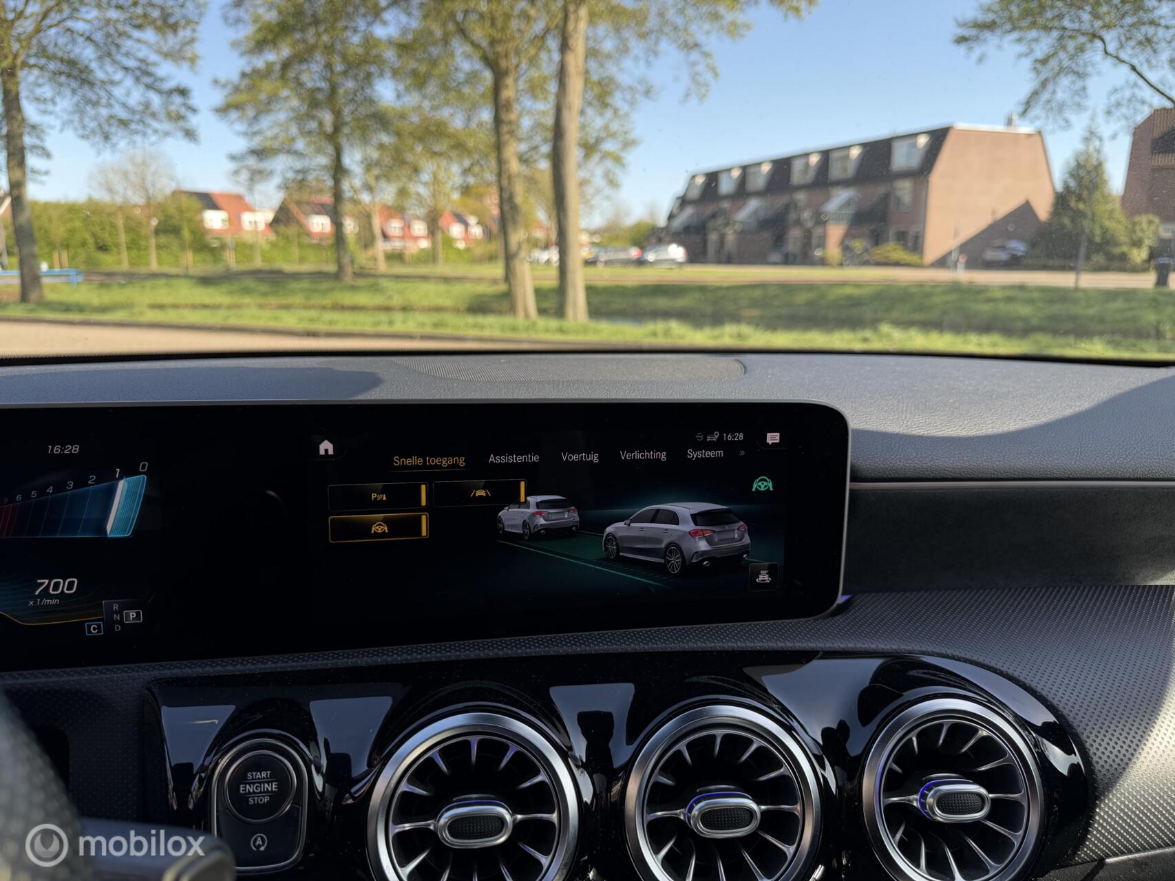 Foto van Mercedes-Benz AMG A 35