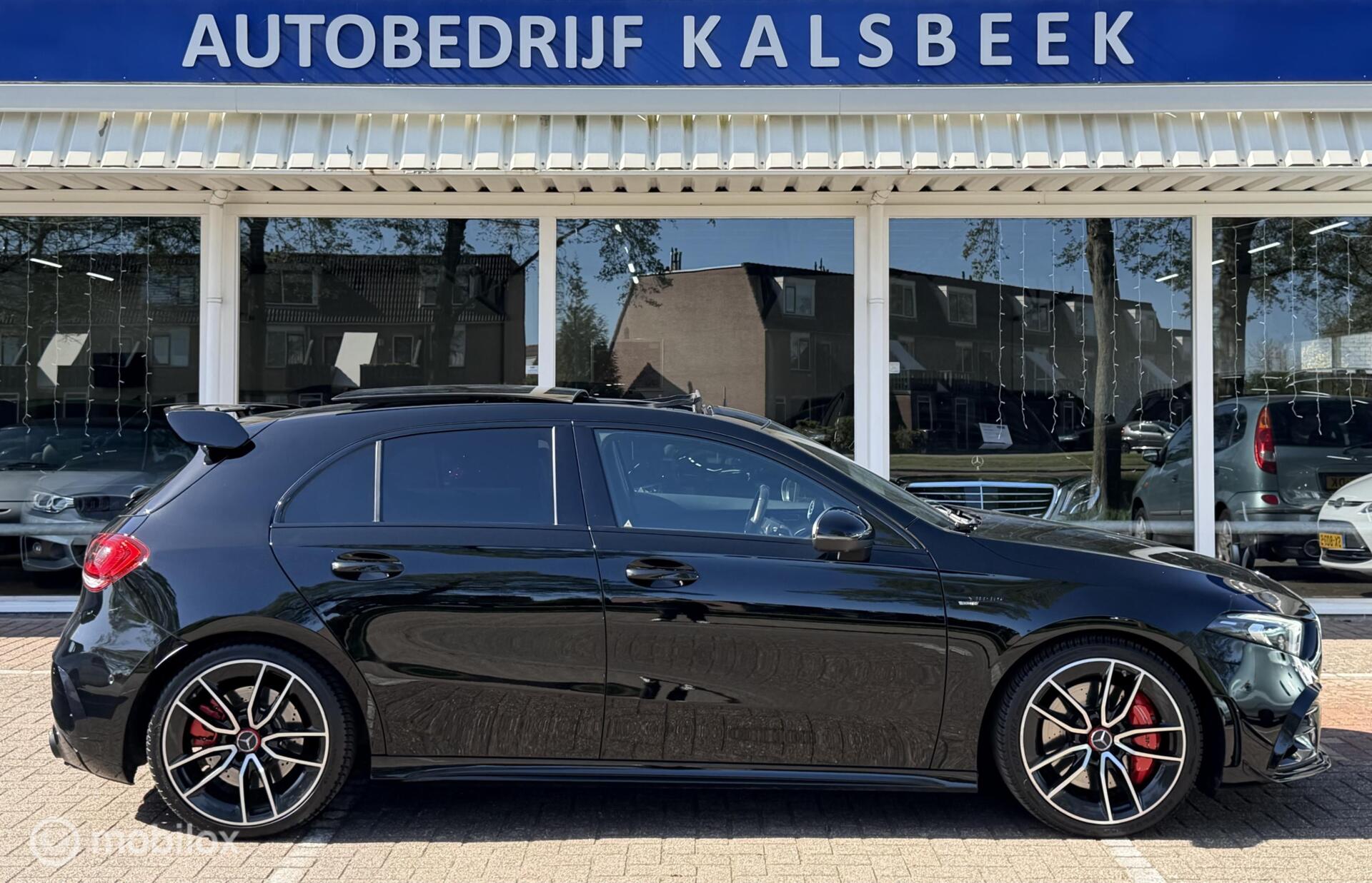 Foto van Mercedes-Benz AMG A 35