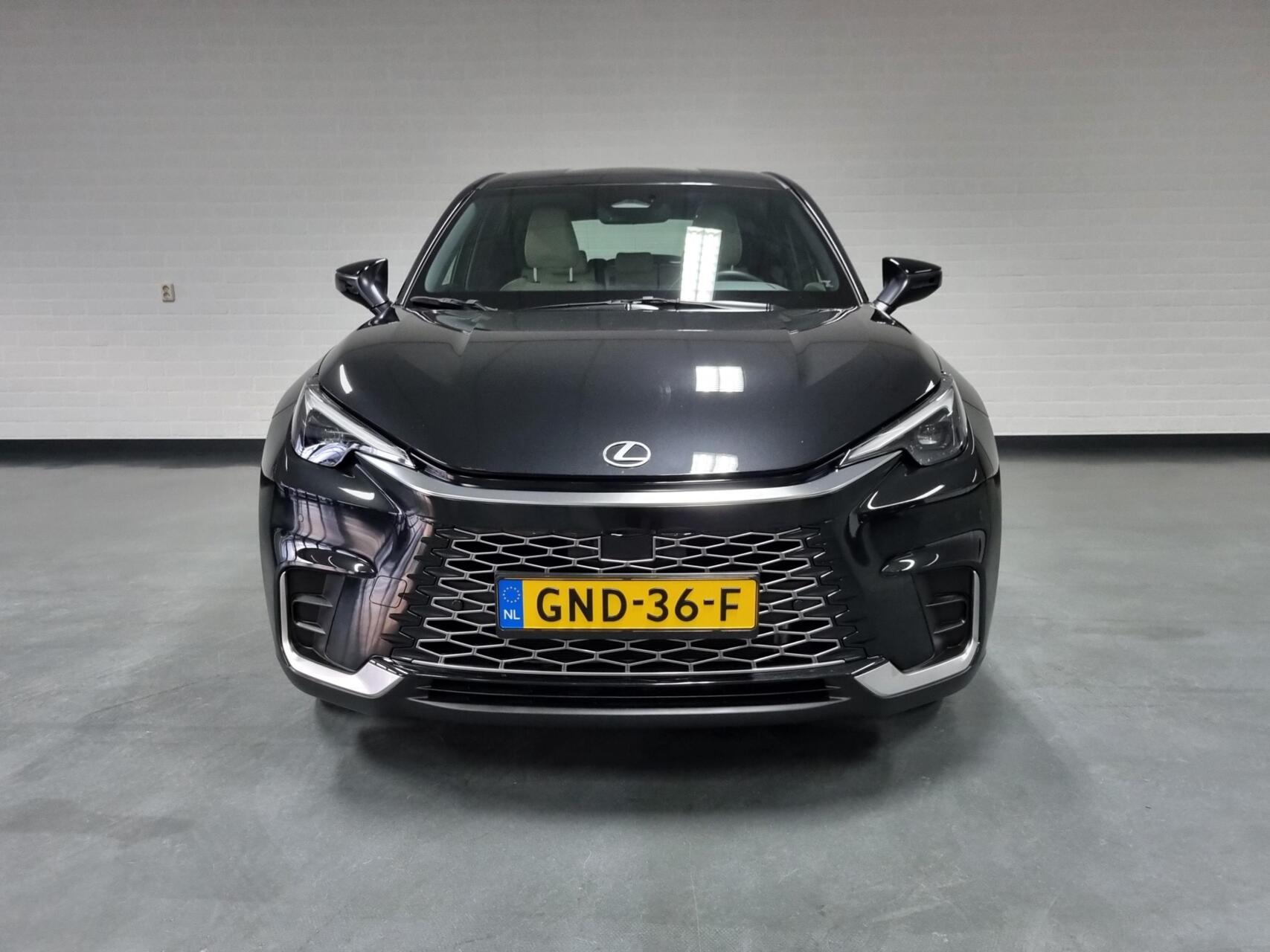 Foto van Lexus Lexus LBX