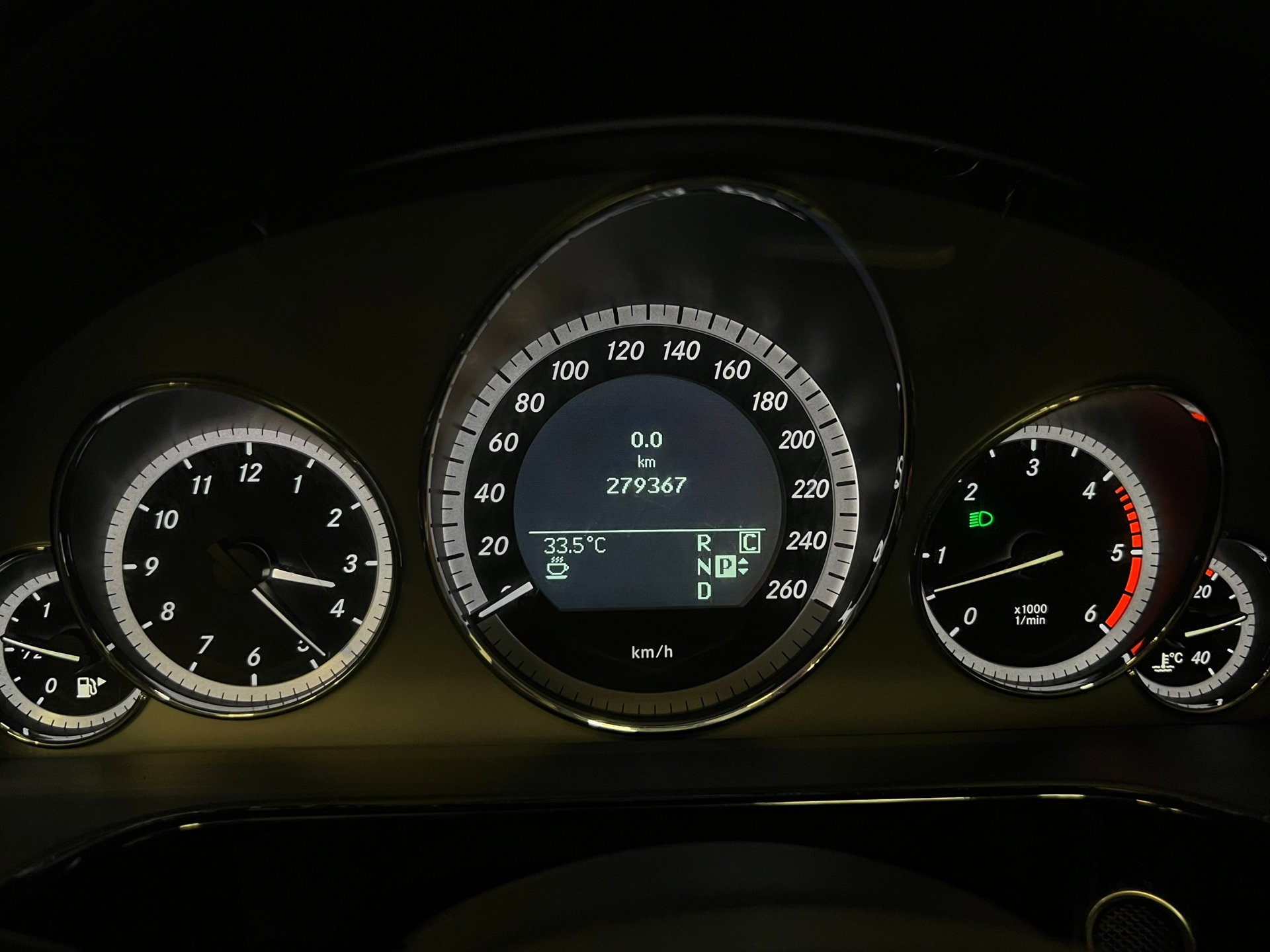 Foto van Mercedes-Benz E 350 CDI