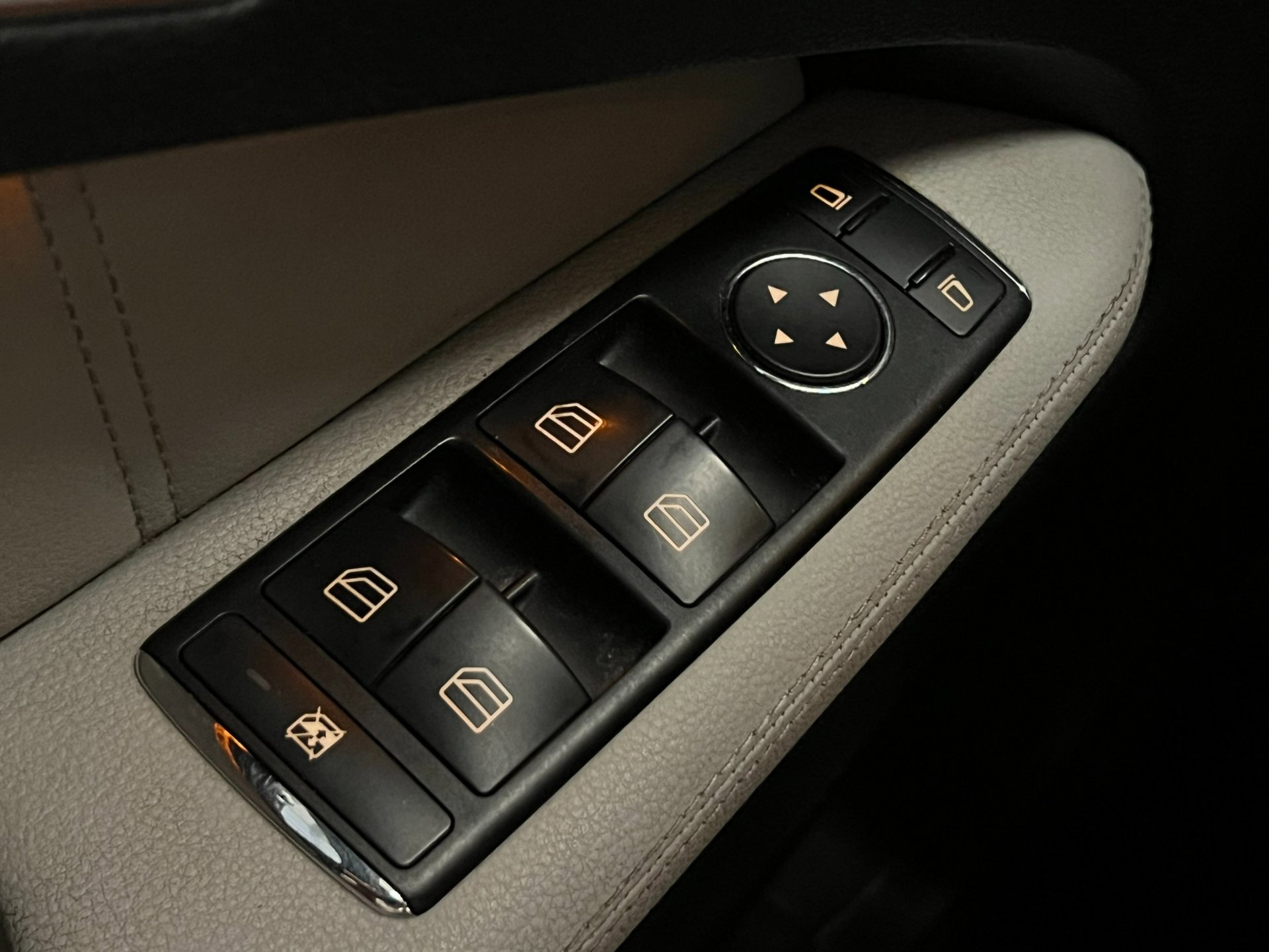 Foto van Mercedes-Benz E 350 CDI