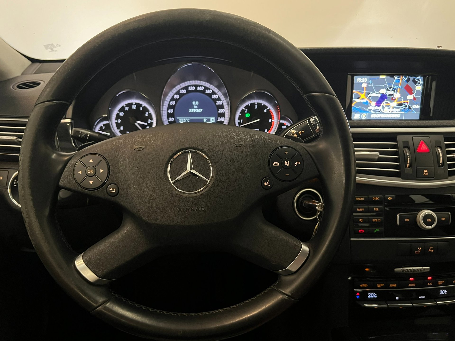 Foto van Mercedes-Benz E 350 CDI