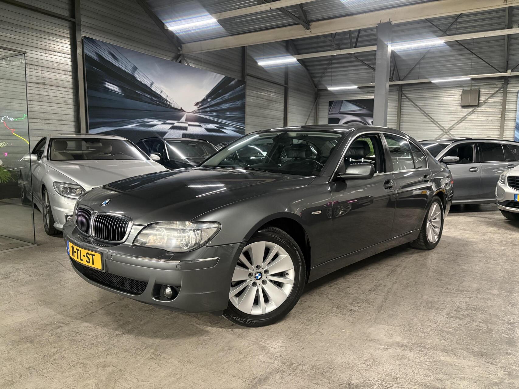 BMW 7er Reihe 730d High Executive|Unieke auto|Softclose|Trekhaak 2005 - voorkant