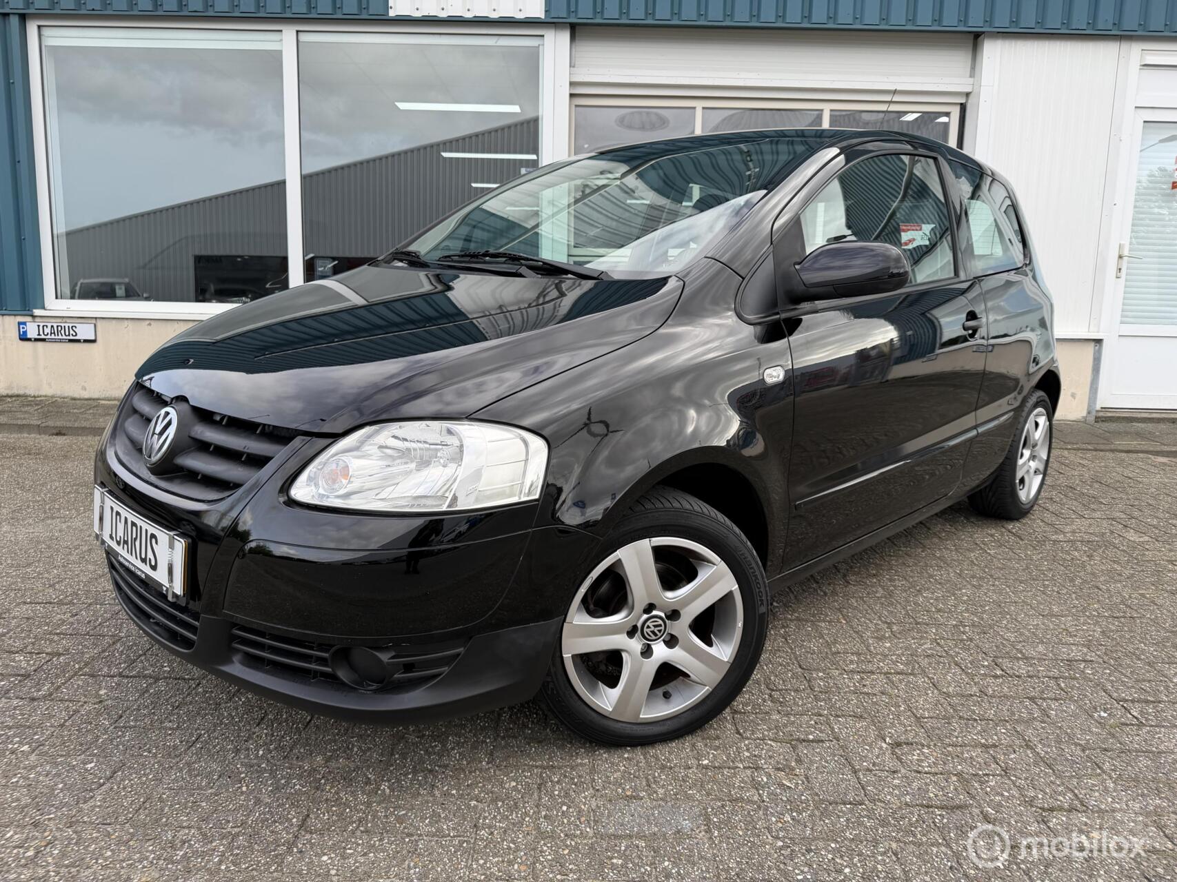 Volkswagen Fox 1.2 Trendline apk|nap|weinig KM| 2010 - voorkant