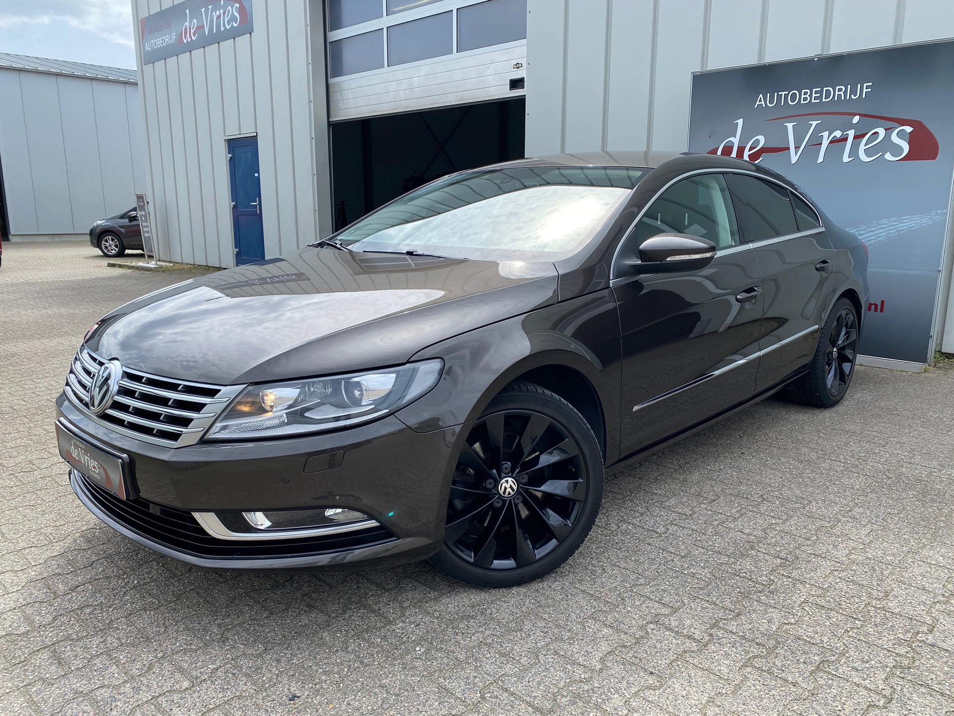 Volkswagen CC 1.8 TSI / Clima / Cruise / Navi / PDC / Trekhaak 2012 - voorkant