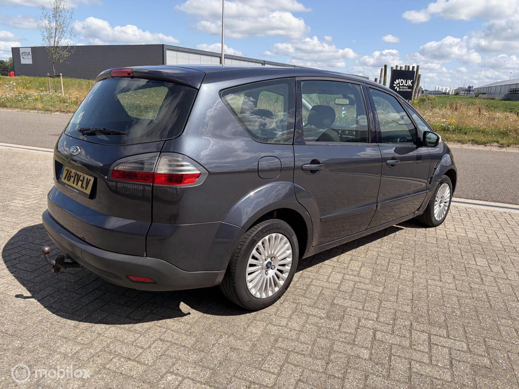 Foto van Ford S-max
