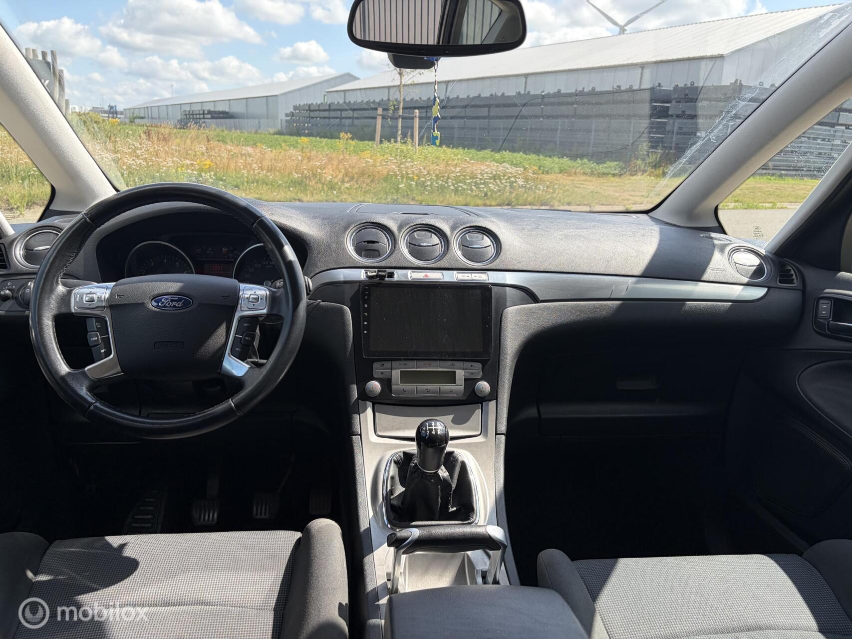 Foto van Ford S-max