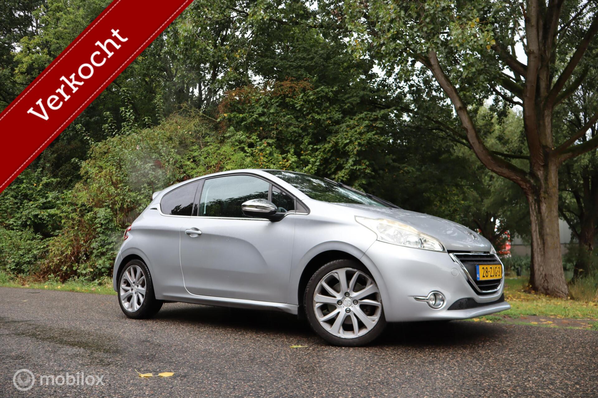 Peugeot 208 1.6 THP Allure 2012 - voorkant