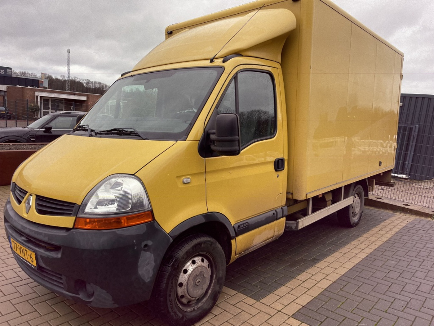 Renault Master T35 2.5 dCi L2H1*AUTOMAAT* 2008 - voorkant