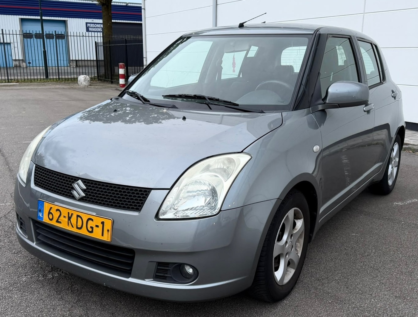 Suzuki Swift 1.3 GLS Automaat Airco Elektrische Ramen 5 Deurs Isofix 2007 - voorkant