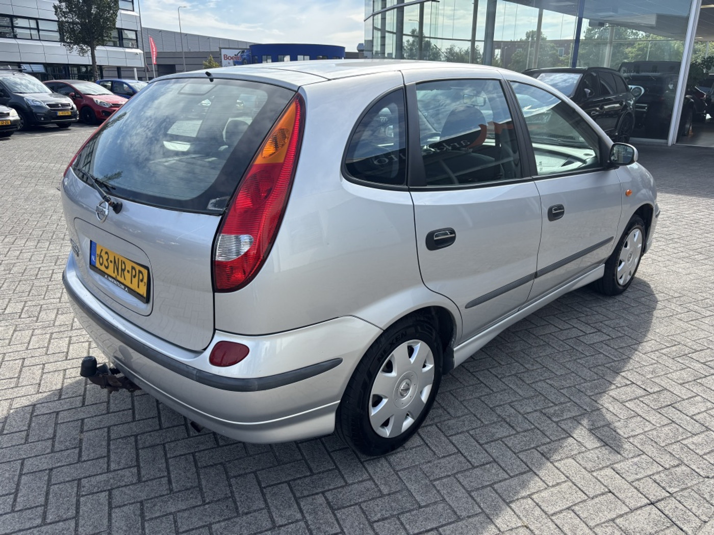 Foto van Nissan Nissan Almera Tino