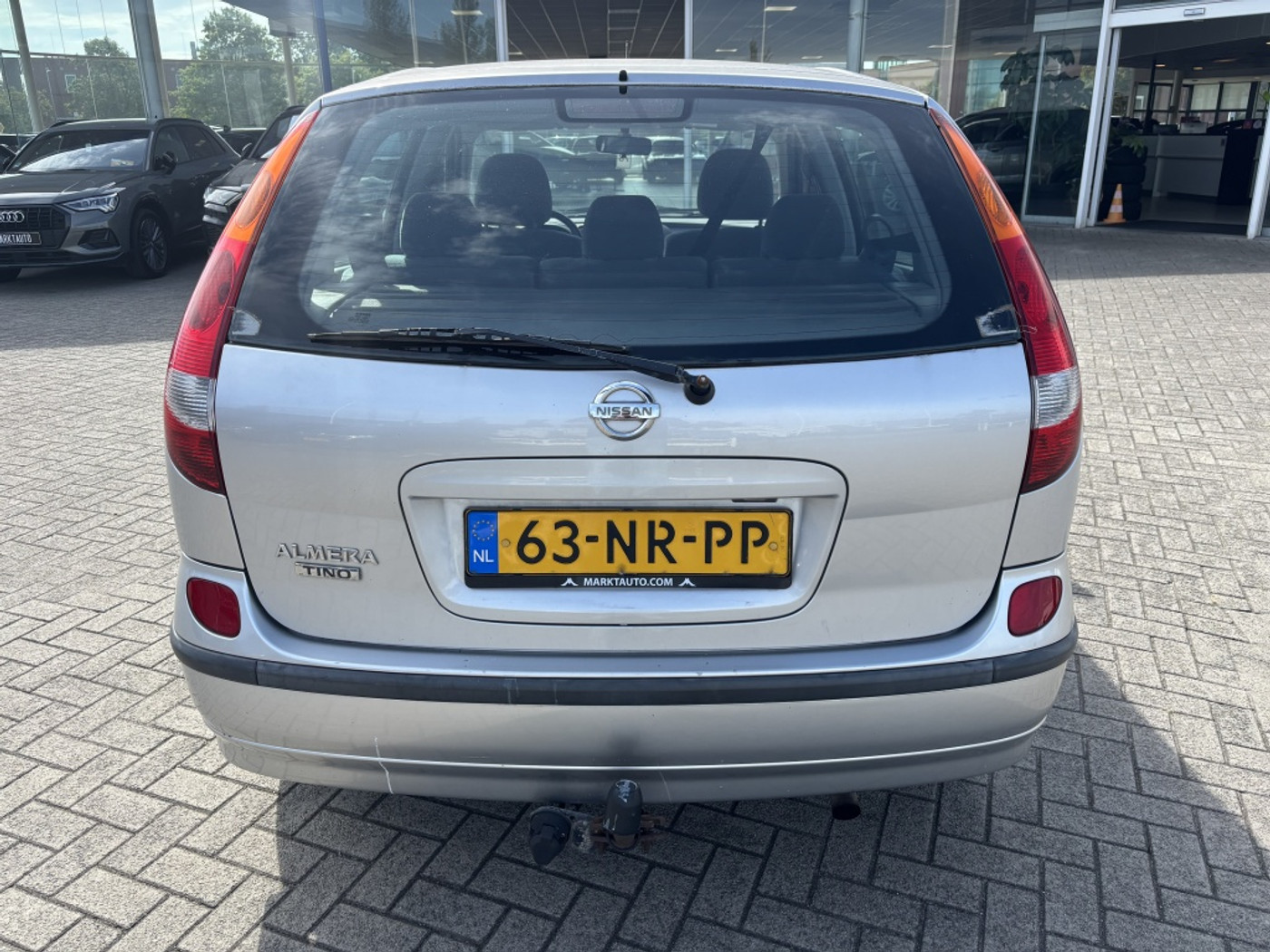 Foto van Nissan Nissan Almera Tino
