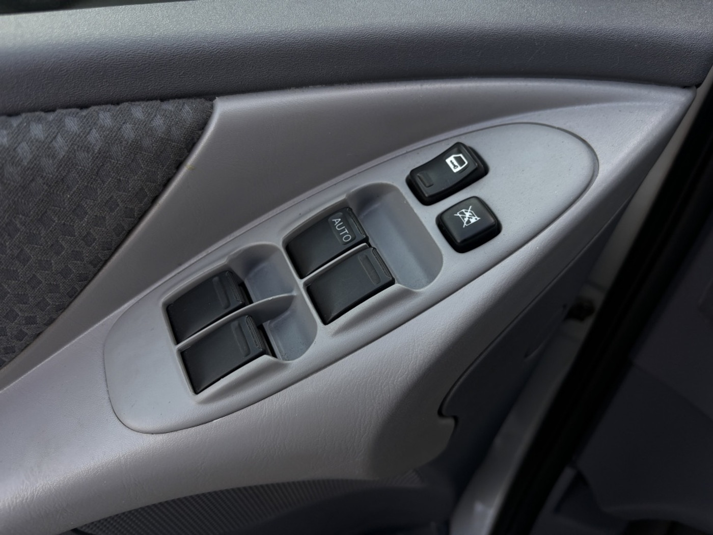 Foto van Nissan Nissan Almera Tino
