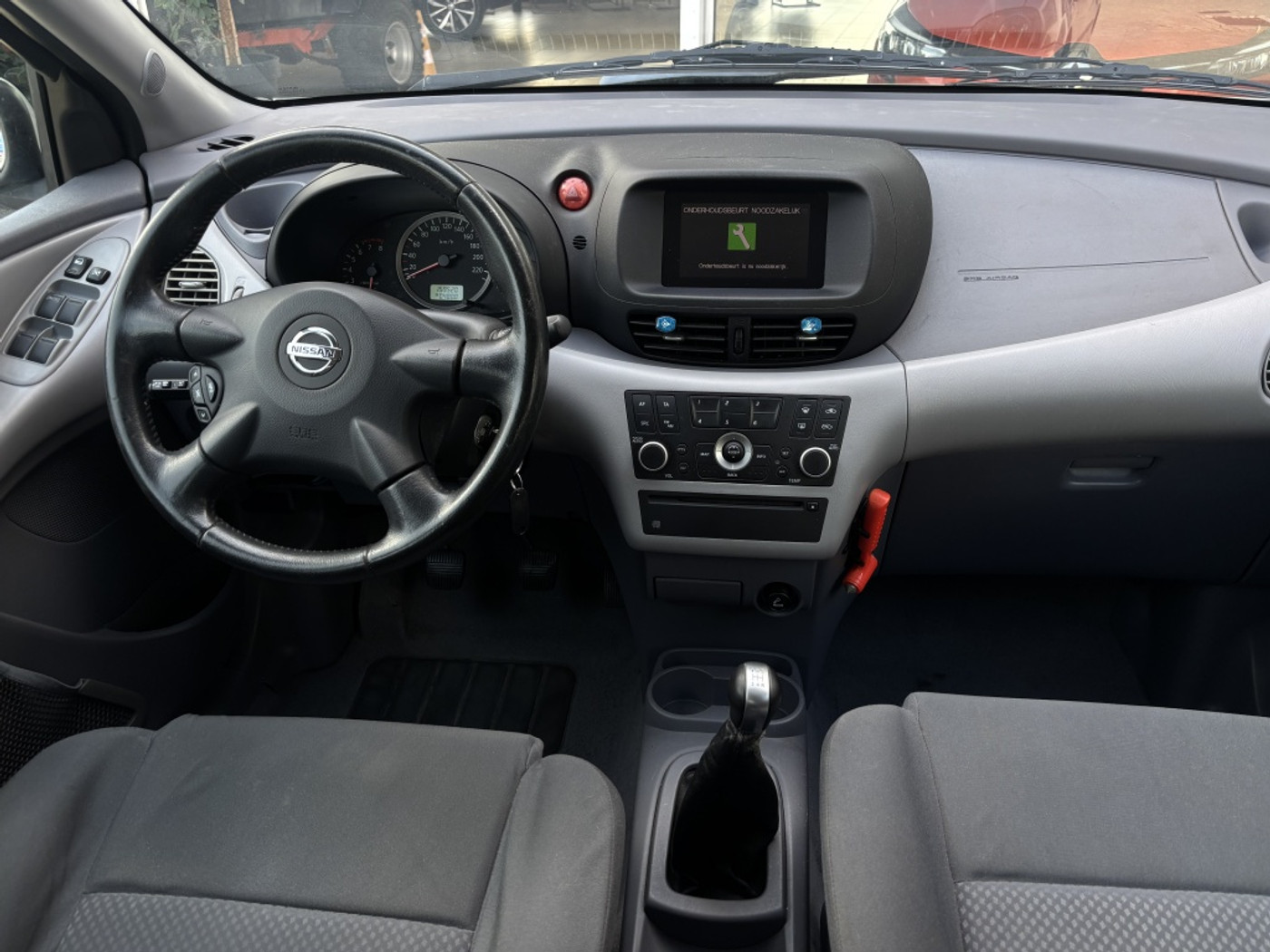 Foto van Nissan Nissan Almera Tino
