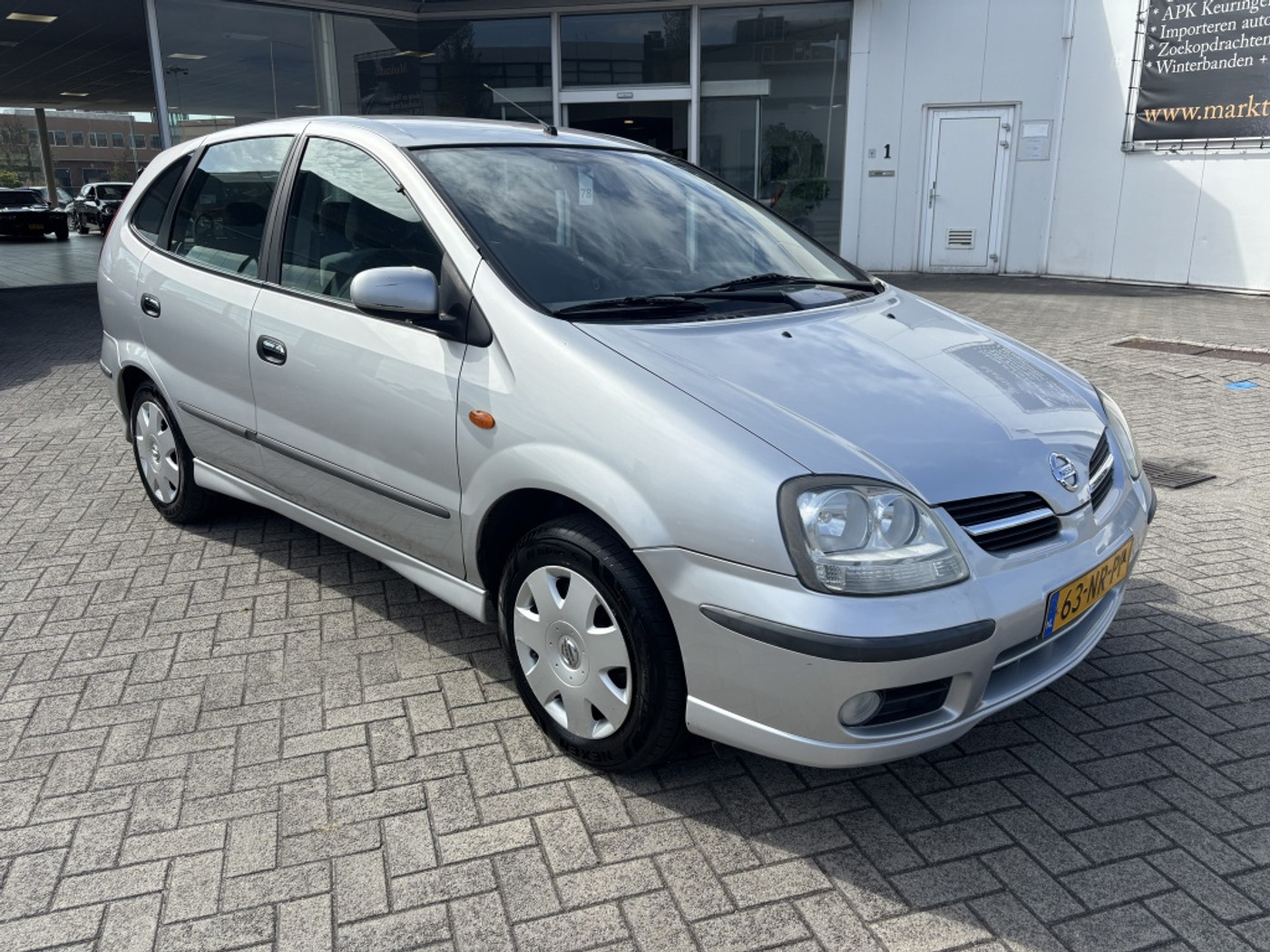 Foto van Nissan Nissan Almera Tino