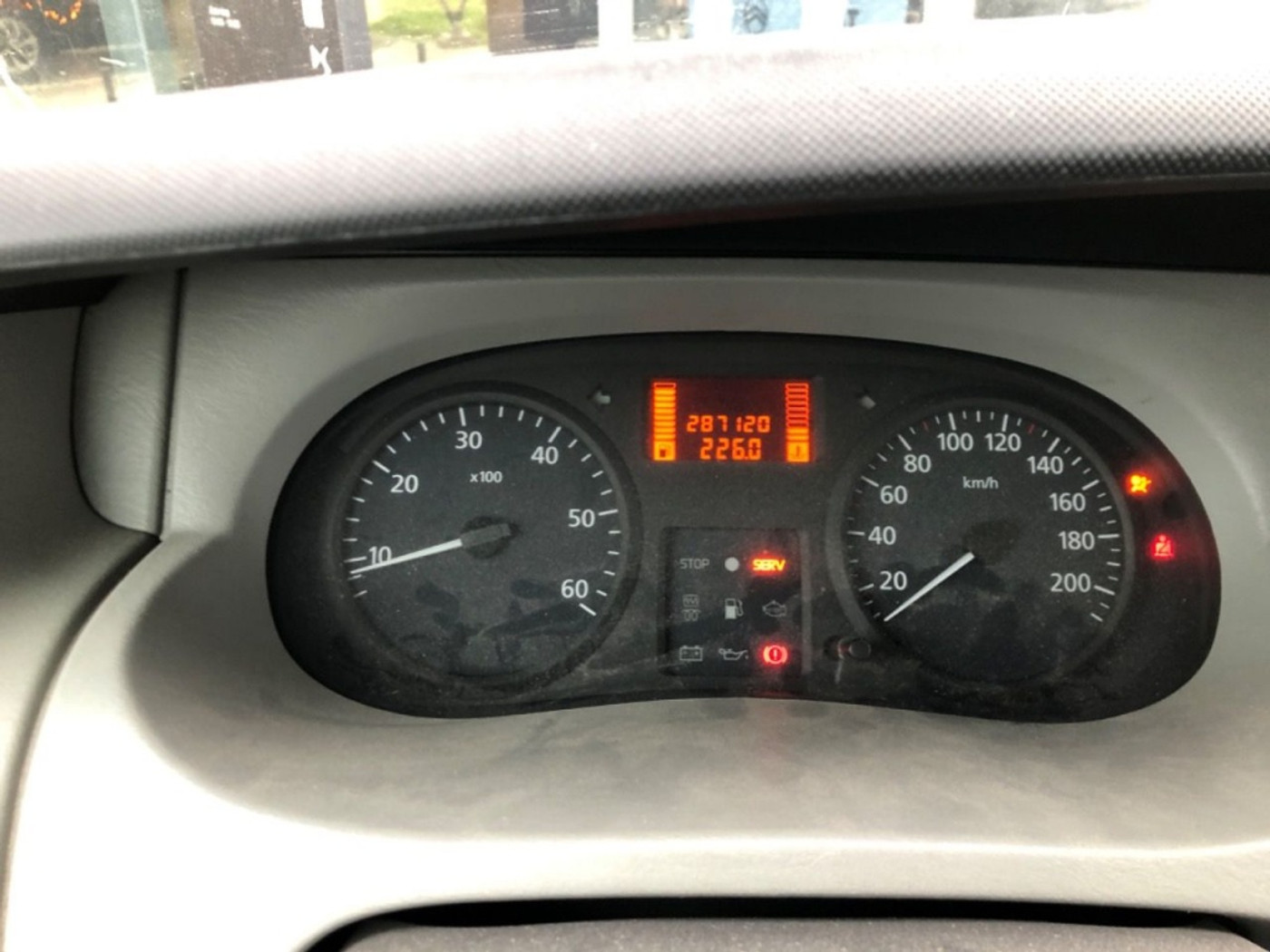 Foto van Renault Trafic 1200 L2h1 2.5 Dci 135