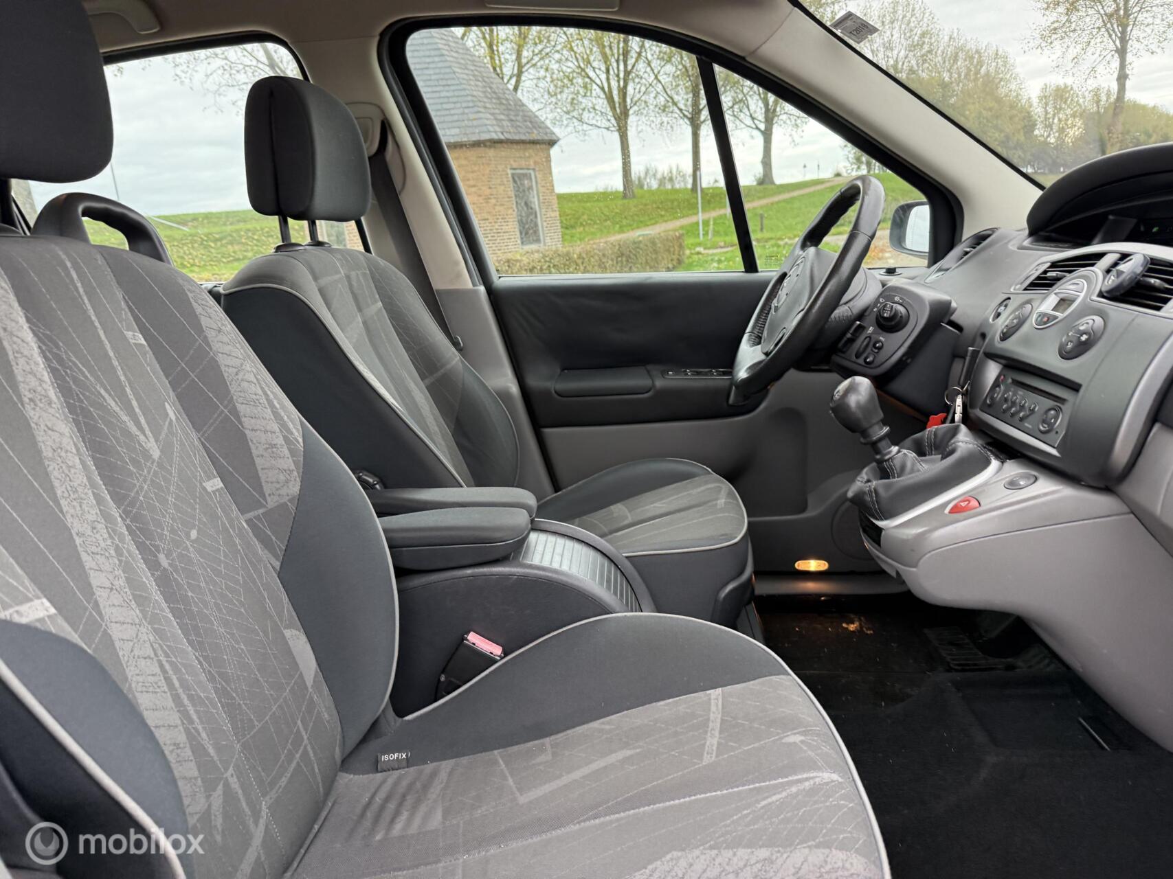 Foto van Renault Scénic