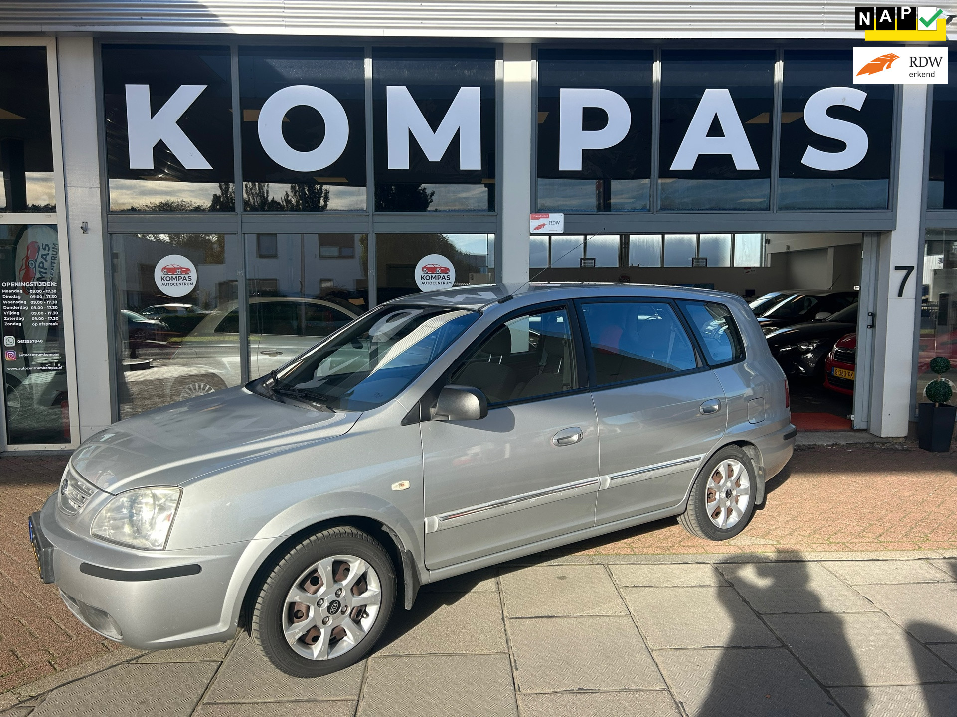 Kia Kia Carens 1.8-16V LX |Nw.RIEM|Airco|CARPLAY|Nw.APK|NAP|Elektrische Ramen| 2004 - voorkant