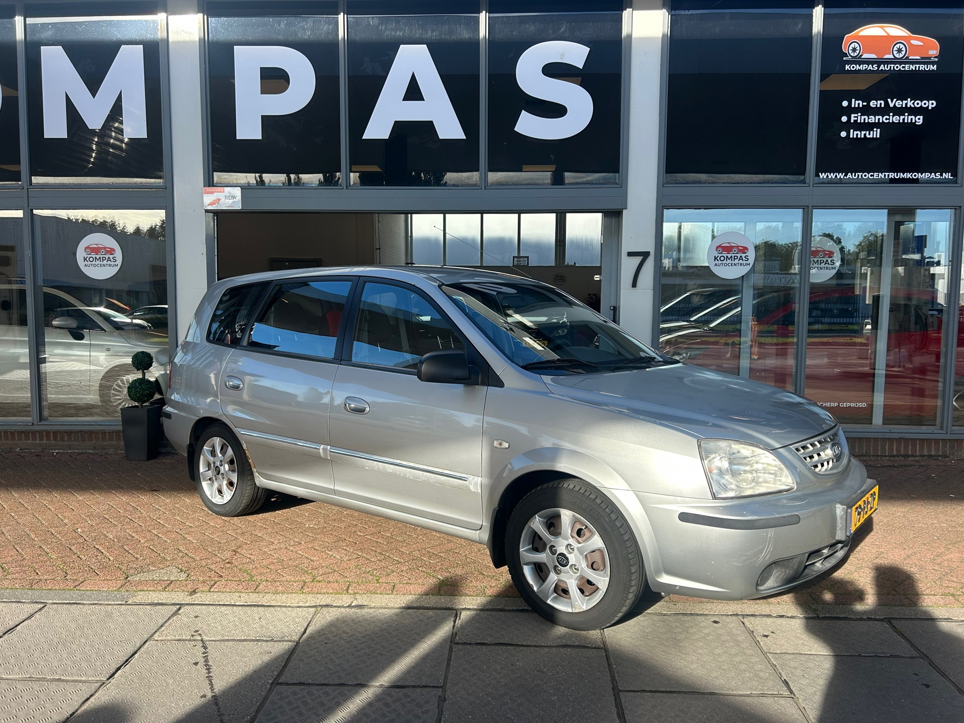 Foto van Kia Kia Carens