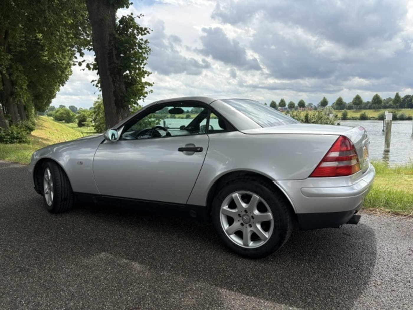 Foto van Mercedes-Benz SLK 200