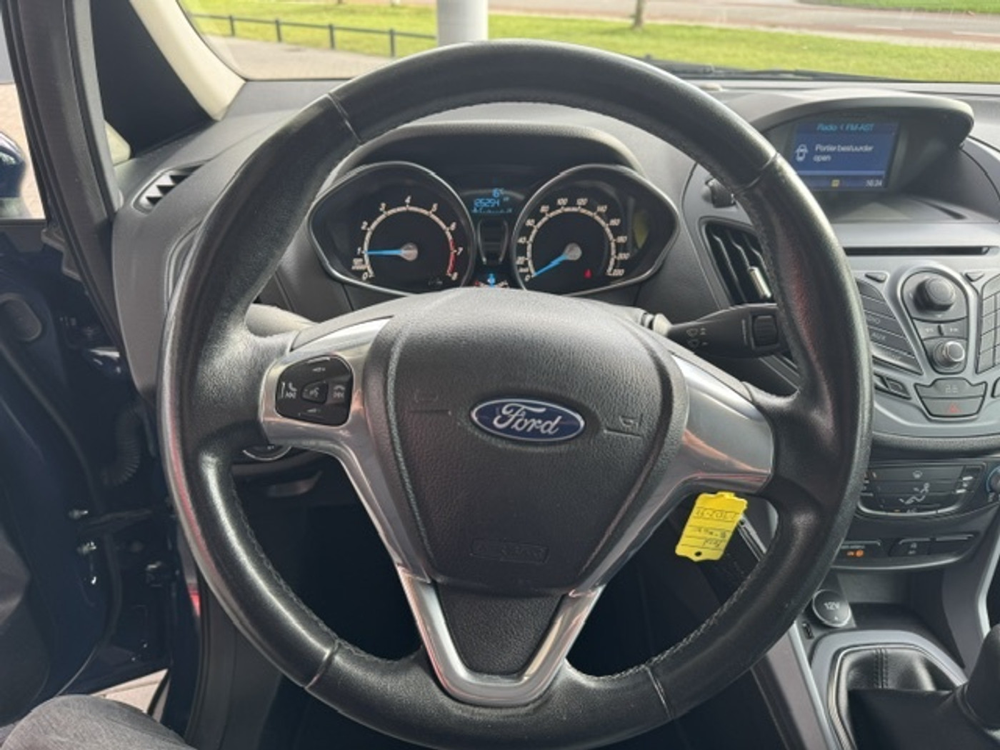 Foto van Ford B-max