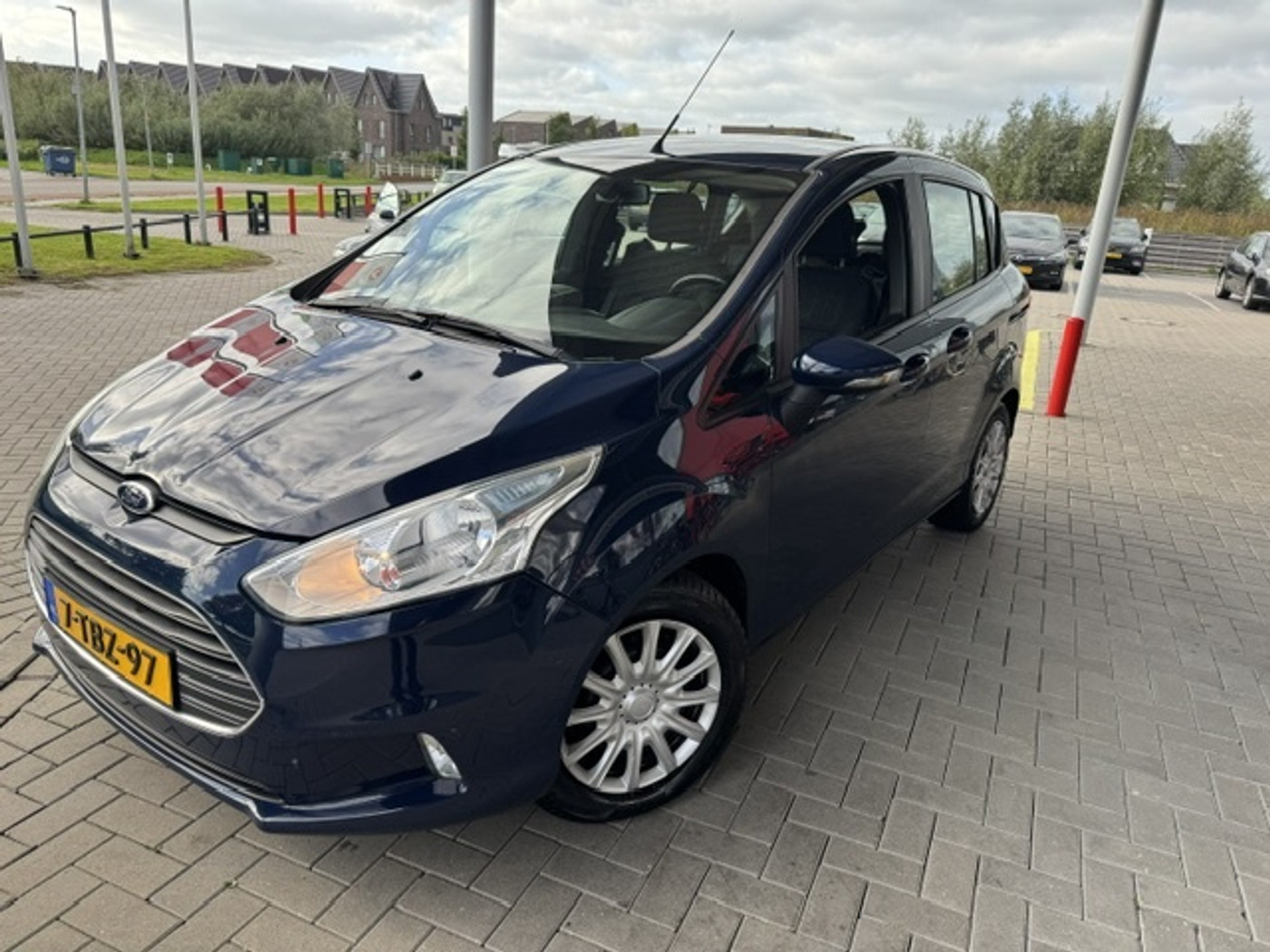 Foto van Ford B-max