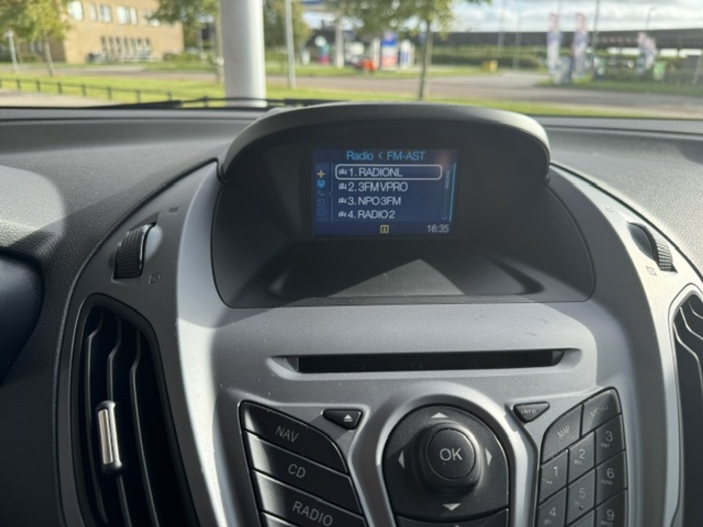 Foto van Ford B-max