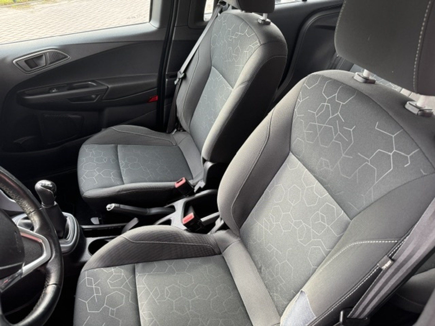 Foto van Ford B-max