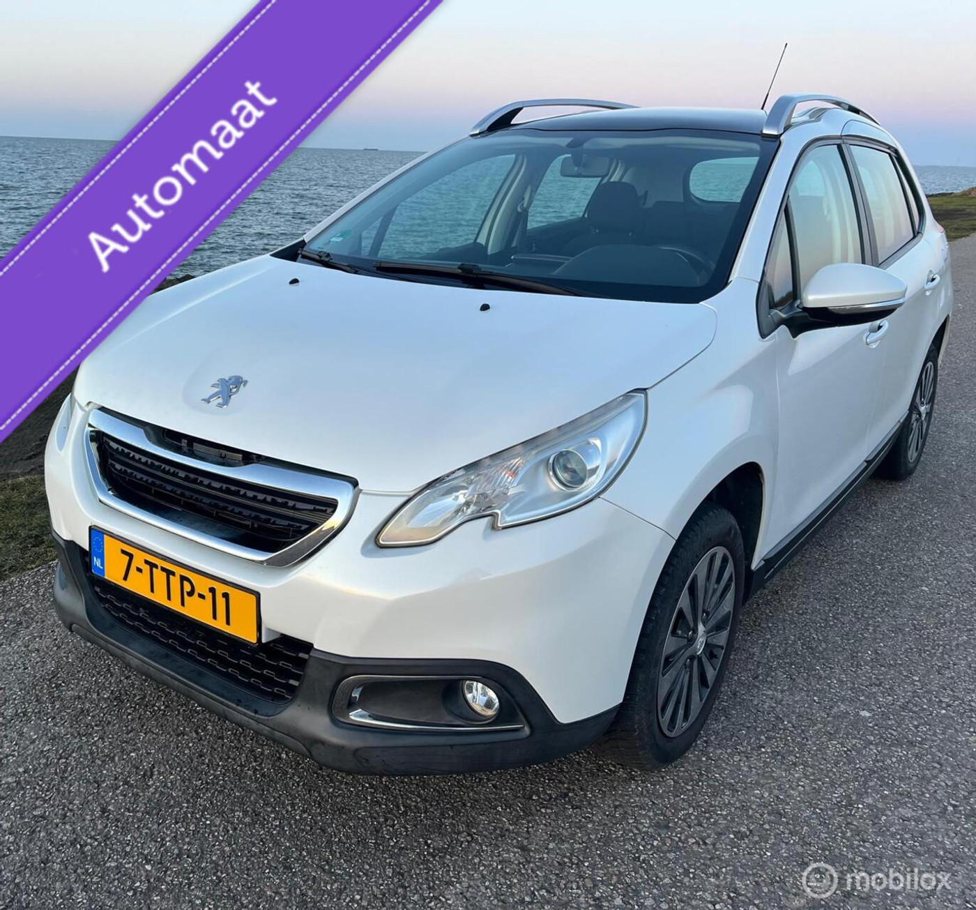 Peugeot 2008 1.2 VTi Active Pack Premium 2014 - voorkant