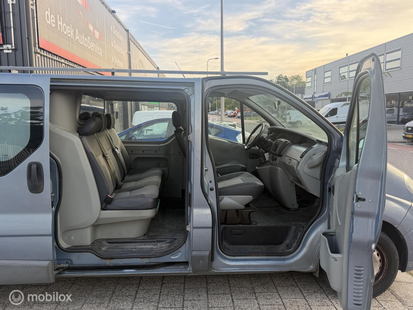Foto van Renault Trafic T29 L2/h1 2,5 Dci 84kw E4 Fap