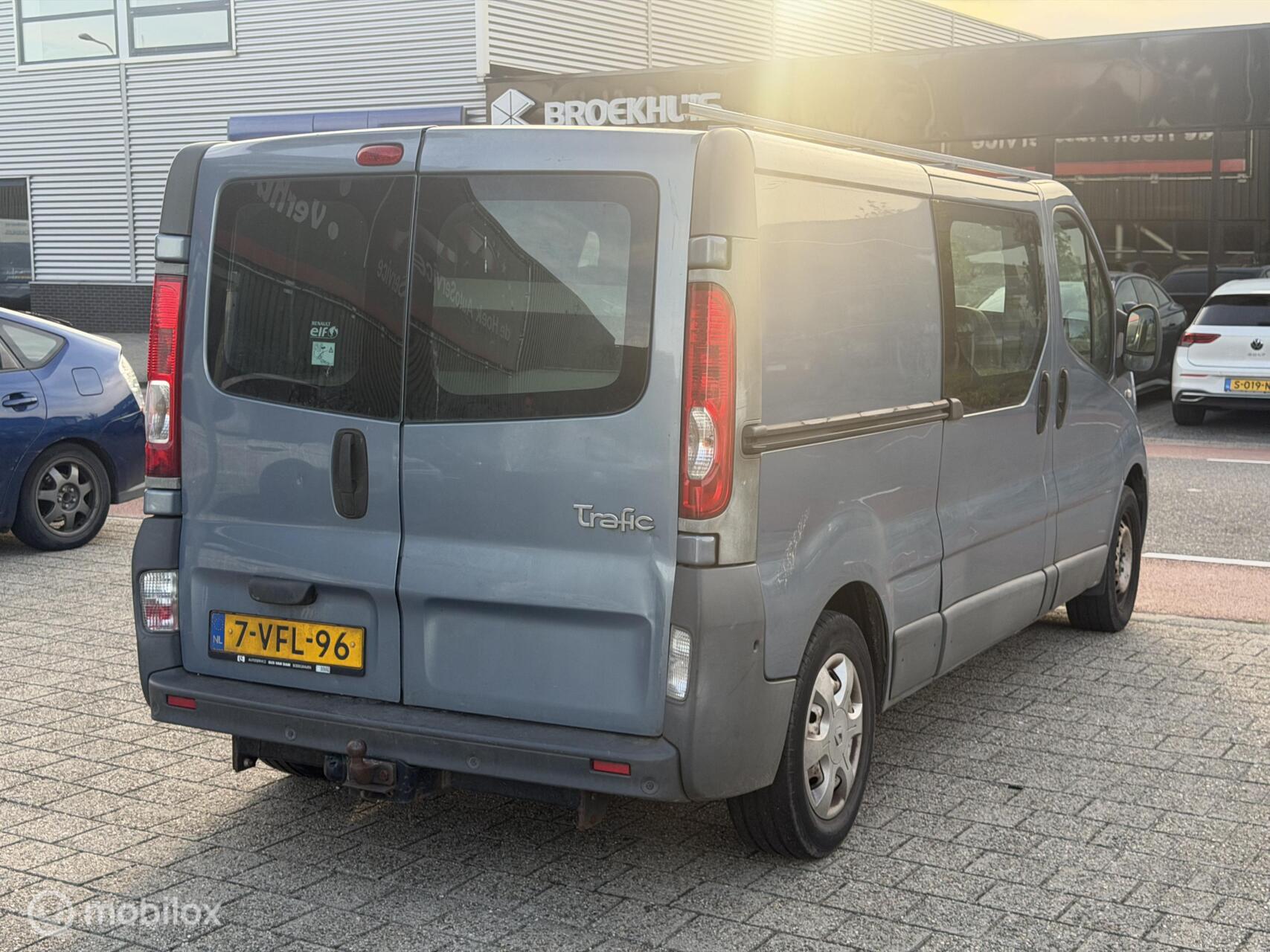 Foto van Renault Trafic T29 L2/h1 2,5 Dci 84kw E4 Fap